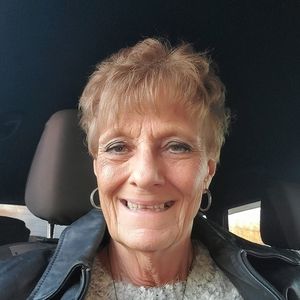 Meet your Posher, Jeanine